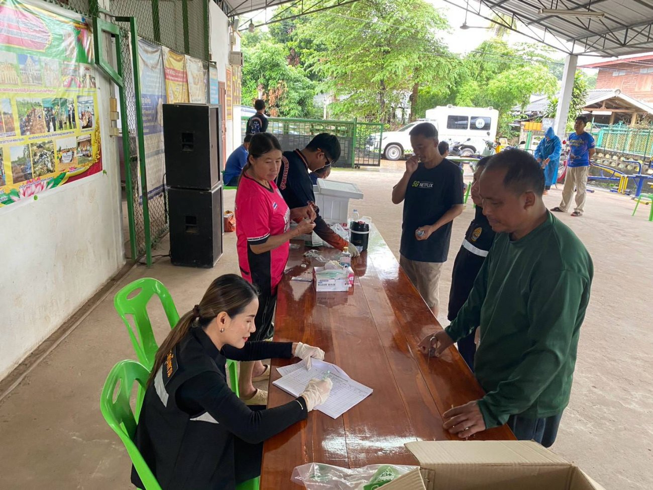 วันที่ 5 สิงหาคม 2569 เวลา 09.00 น.  องค์การบริหารส่วนตำบลพระธาตุบังพวน ลงพื้นที่ดำเนินโครงการสัตว์ปลอดโรค คนปลอดภัย จากโรคพิษสุนัขบ้า ประจำปีงบประมาณ พ.ศ. 2569 หมู่ที่ 12 และหมู่ที่ 1