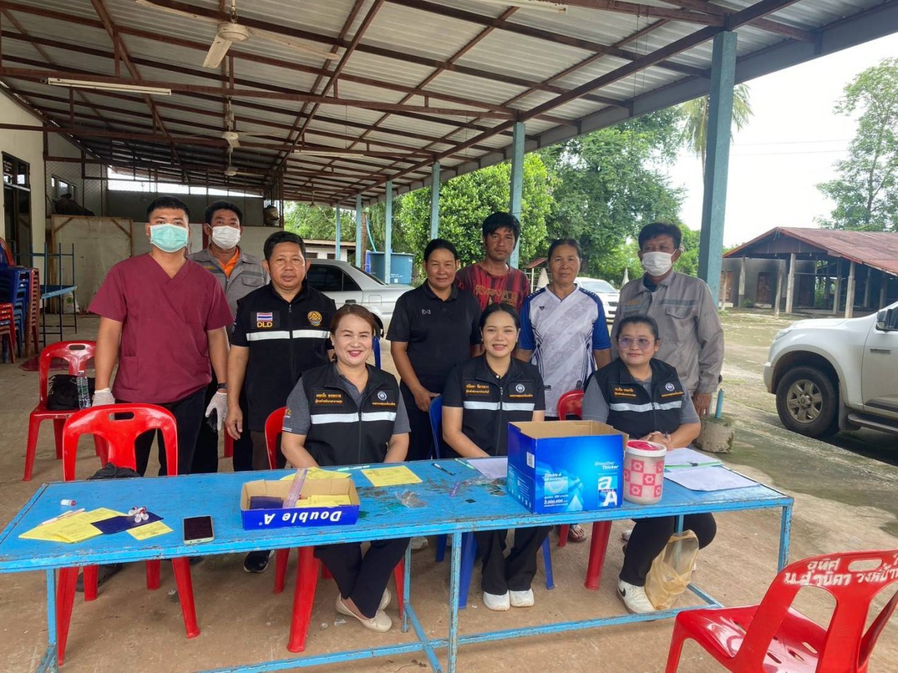 วันที่ 6 สิงหาคม 2569 เวลา 09.00 น. องค์การบริหารส่วนตำบลพระธาตุบังพวน พร้อมด้วยคณะทำงานโครงการฯ และได้รับความอนุเคราะห์จากเจ้าหน้าที่สำนักงานปศุสัตว์อำเภอเมืองหนองคาย ลงพื้นที่ปฏิบัติงานตามแผนการดำเนินงาน ณ หมู่ที่ 2 และหมู่ที่ 14 ภายใต้ โครงการสัตว์ปลอดโรค คนปลอดภัย จากโรคพิษสุนัขบ้า ตามพระปณิธานศาสตราจารย์ ดร.สมเด็จพระเจ้าลูกเธอ เจ้าฟ้าจุฬาภรณวลัยลักษณ์ อัครราชกุมารี ประจำปีงบประมาณ พ.ศ. 2569